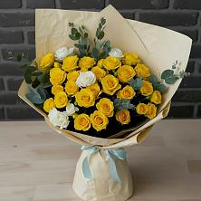 Букет цветов из:  Розы в Ессентуки