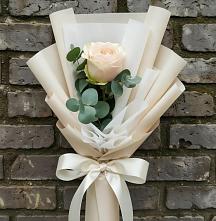 Букет цветов из:  Розы в Ессентуки