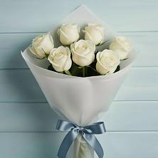 Букет 7 Белых роз Эдлесс Лав в Ессентуки