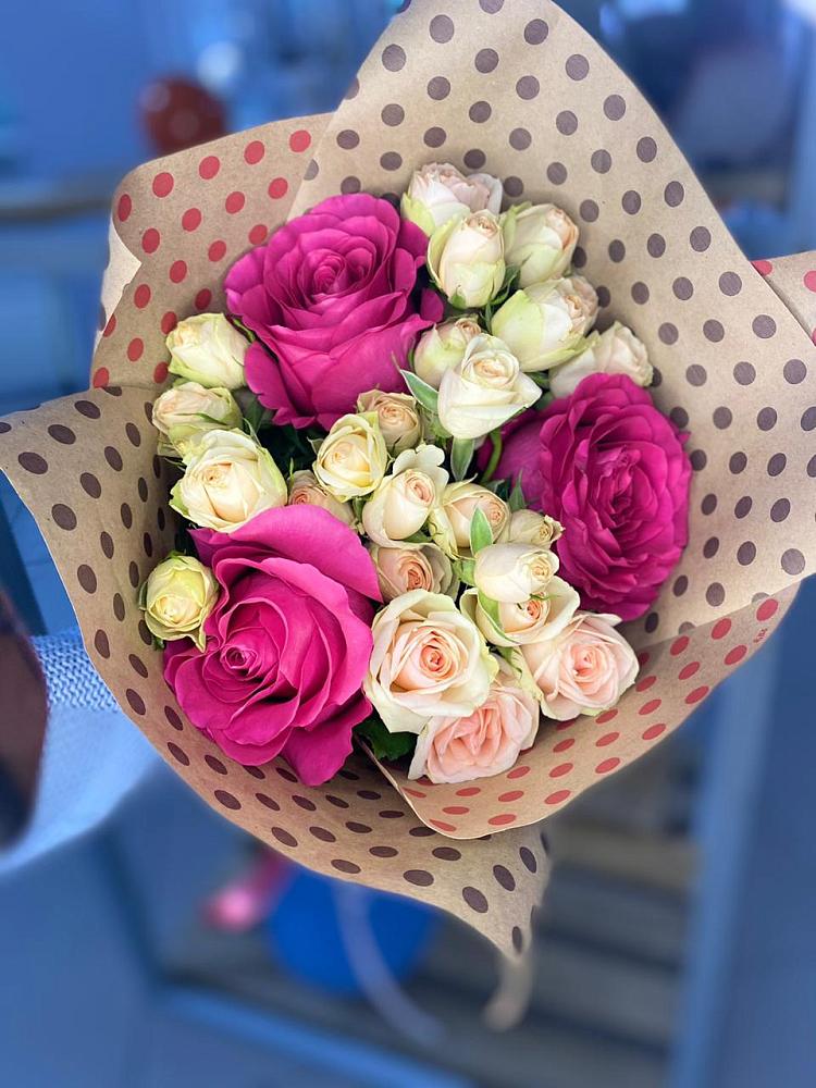 Букет цветов из: Розы в Ессентуки