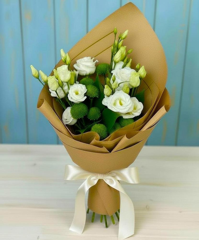 Букет цветов из: Хризантемы и Лизиантусы в Ессентуки