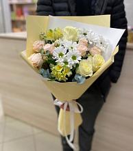 Букет цветов из:  Альстромерии, Розы и Хризантемы #REPLACE_PRED# Ессентуки