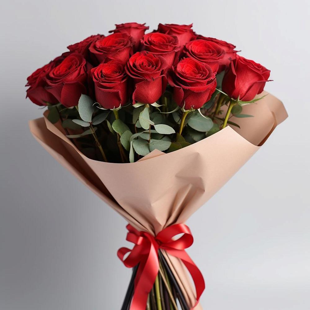 Букет 15 Красных роз Эдлесс Лав в Ессентуки