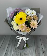 Букет цветов из:  Розы, Герберы и Хризантемы в Ессентуки