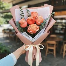 Букет цветов из:  Розы в Ессентуки