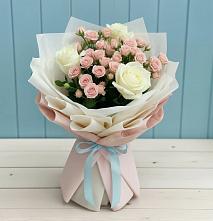 Букет цветов из:  Розы в Ессентуки