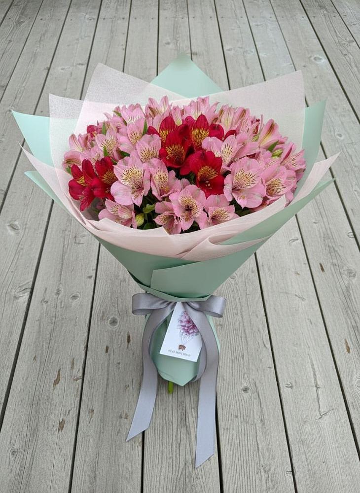Букет цветов из: Альстромерии в Ессентуки