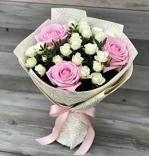 Букет цветов из:  Розы в Ессентуки
