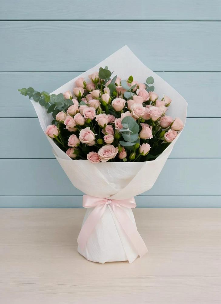 Букет цветов из: Розы в Ессентуки