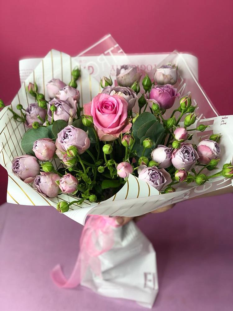 Букет цветов из: Розы в Ессентуки