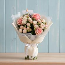 Букет цветов из:  Розы в Ессентуки