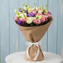 Букет цветов из:  Лизиантусы в Ессентуки