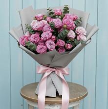 Букет цветов из:  Розы в Ессентуки